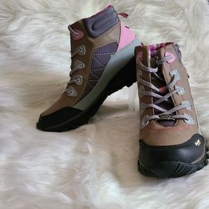 Discovery Women's hiking boots
